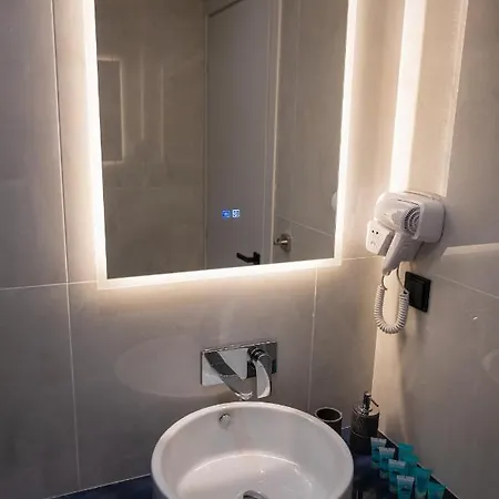 Fay Aparthotel *