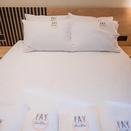 Fay Aparthotel *