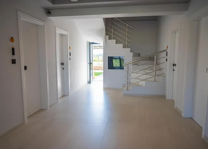 Hotel de apartamente Fay Flogita